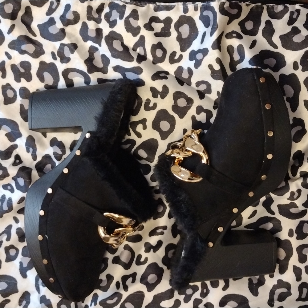 Black Clogs